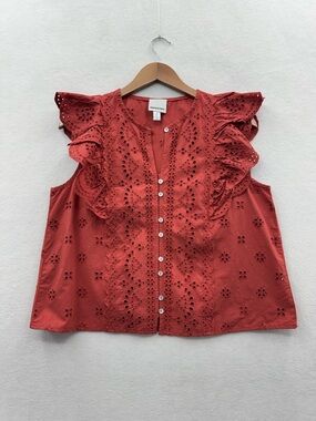 Industry Republic Clothing Women’s Large Eyelet Sleeveless Button Up Shirt